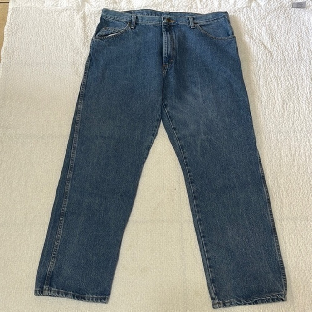 Wrangler men’s size 40X30  regular fit jeans